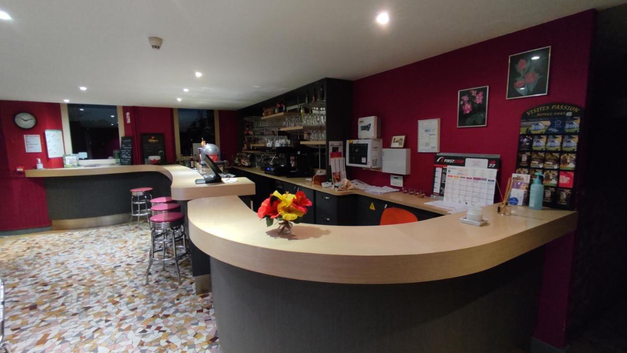Aux Trois Rois Hotel Pont-Sur-Yonne Exterior foto